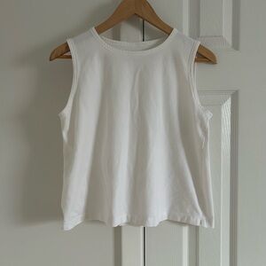 Eileen Fisher Small white tank capsule wardrobe